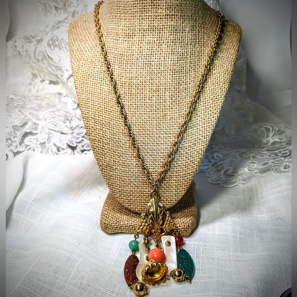 70's Accessocraft Byzantine Italian Gold Embellished Onyx Jade Agate Necklace